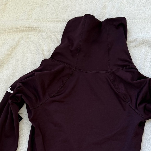 Nike Dri-Fit Purple High Neck Shirt - Medium - New with Tags - Picture 5 of 7